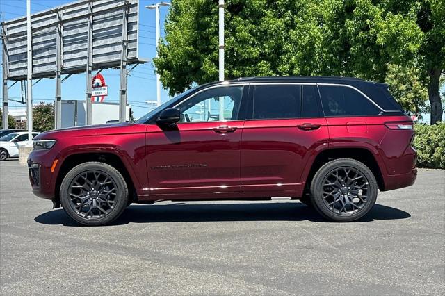 2026 Jeep Grand Cherokee Summit 4x4