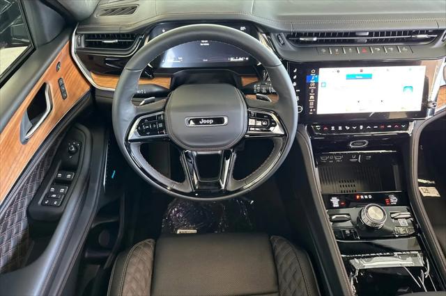 2026 Jeep Grand Cherokee Summit 4x4
