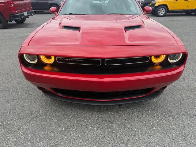 2015 Dodge Challenger SXT