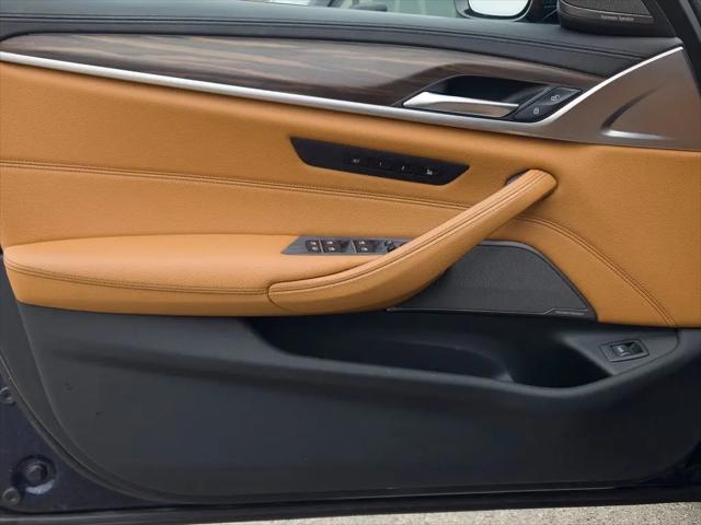 2023 BMW M5 i xDrive