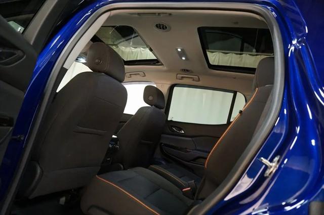 2023 GMC Acadia AWD AT4