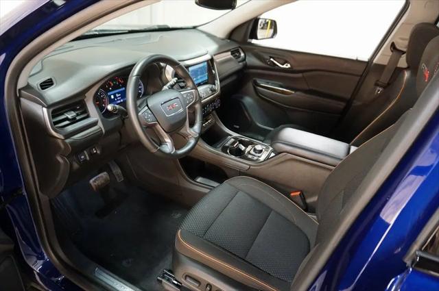 2023 GMC Acadia AWD AT4
