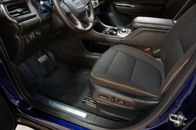 2023 GMC Acadia AWD AT4