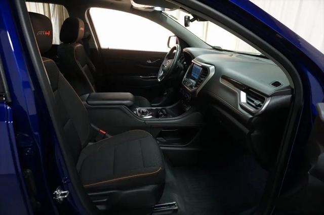 2023 GMC Acadia AWD AT4