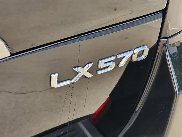 2020 Lexus LX 570 Three-Row
