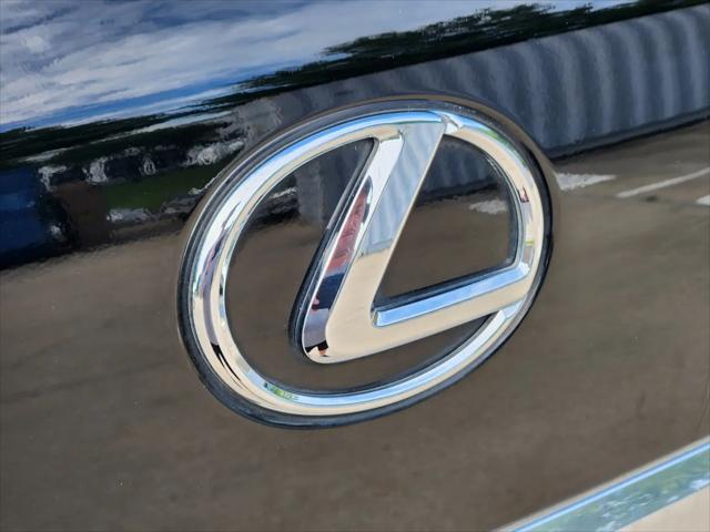 2020 Lexus LX 570 Three-Row