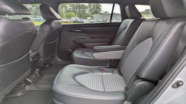 2025 Toyota Highlander XSE