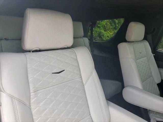 2025 Cadillac Escalade Sport Platinum