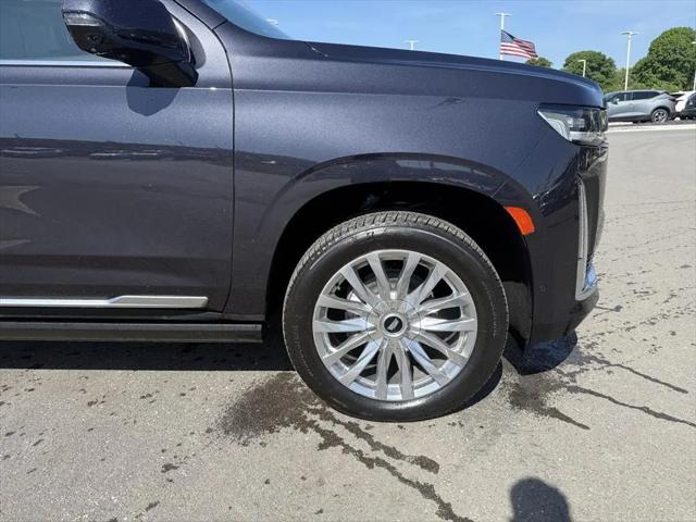2023 Cadillac Escalade ESV 4WD Premium Luxury