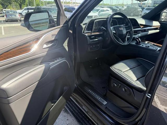 2023 Cadillac Escalade ESV 4WD Premium Luxury