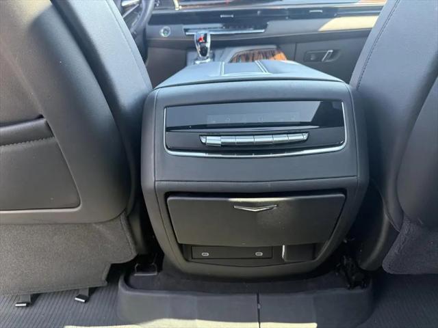 2023 Cadillac Escalade ESV 4WD Premium Luxury