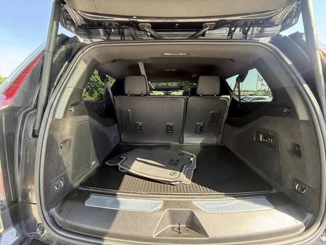 2023 Cadillac Escalade ESV 4WD Premium Luxury