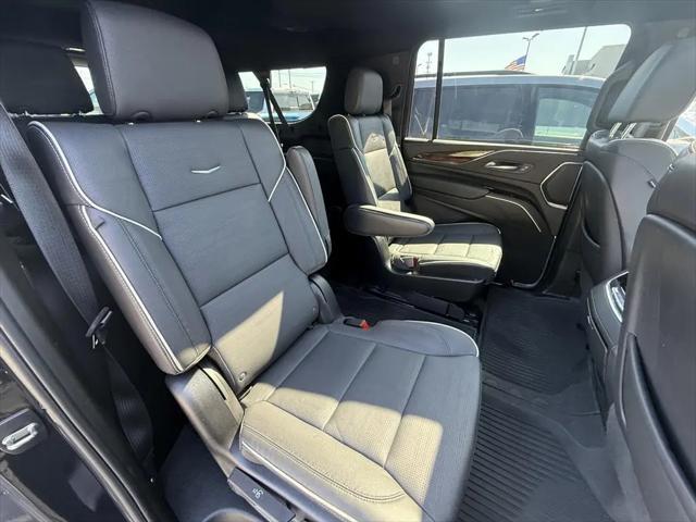 2023 Cadillac Escalade ESV 4WD Premium Luxury