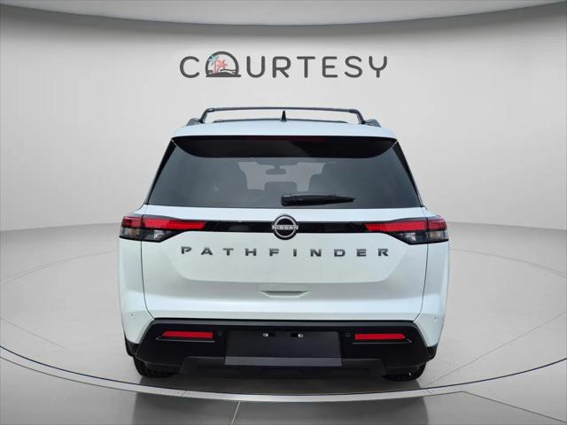 2026 Nissan Pathfinder SV