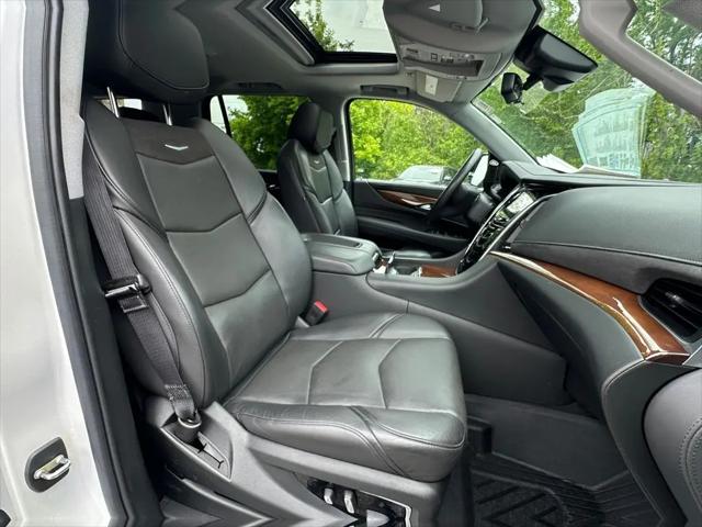 2020 Cadillac Escalade Luxury