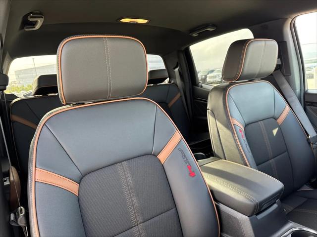 2026 GMC Canyon AT4, 4WD