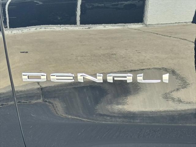2026 GMC Yukon XL 4WD Denali