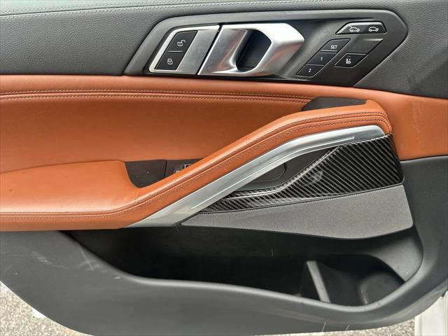 2023 BMW X6 M50i