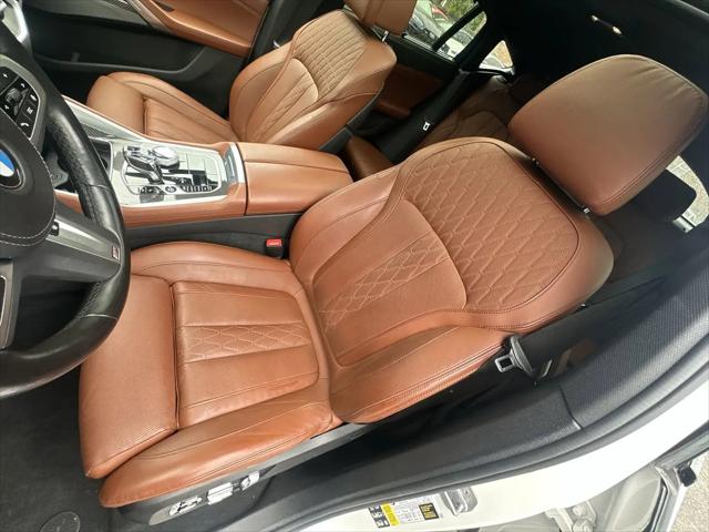 2023 BMW X6 M50i