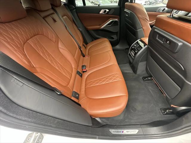 2023 BMW X6 M50i