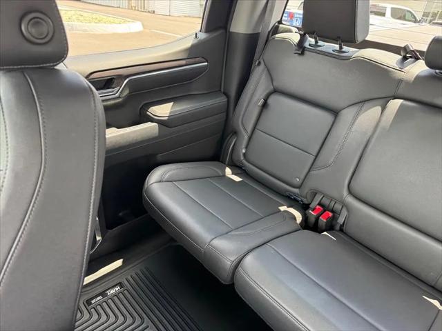 2024 GMC Sierra 1500 4WD Crew Cab Short Box SLT