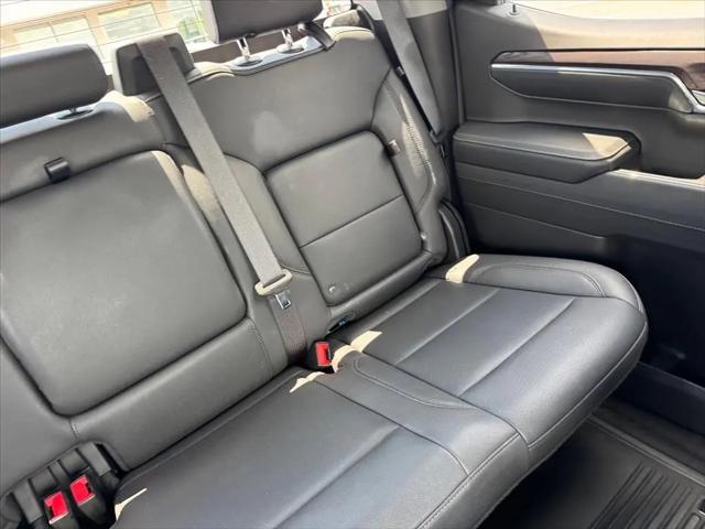 2024 GMC Sierra 1500 4WD Crew Cab Short Box SLT