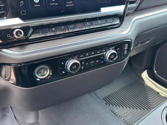 2024 GMC Sierra 1500 4WD Crew Cab Short Box SLT