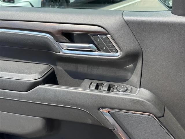 2024 GMC Sierra 1500 4WD Crew Cab Short Box SLT