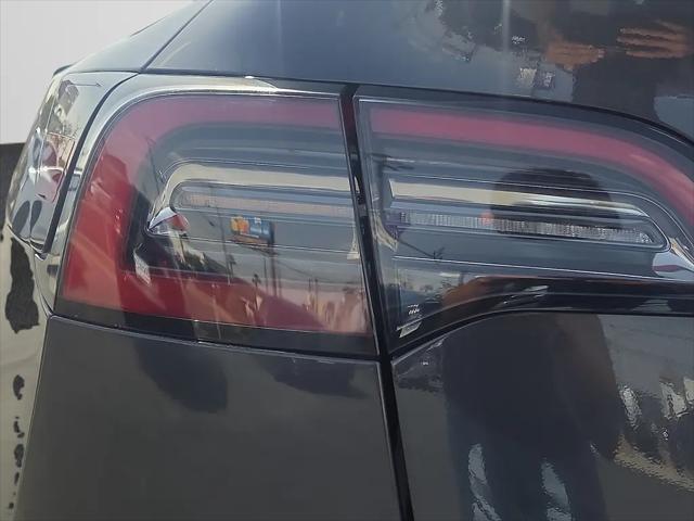 2025 Tesla Model Y Long Range Dual Motor Rear-Wheel Drive