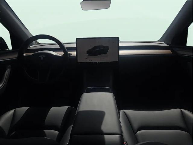 2025 Tesla Model Y Long Range Dual Motor Rear-Wheel Drive