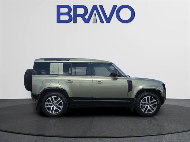 2022 Land Rover Defender 110 X-Dynamic HSE