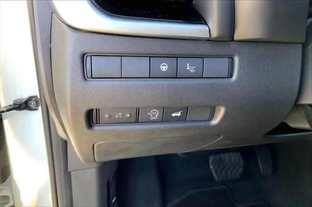 2025 Nissan Rogue SL Intelligent AWD