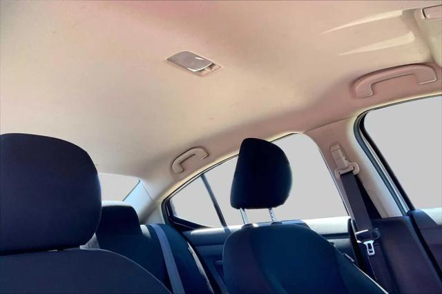 2024 Nissan Versa 1.6 S