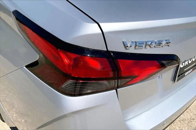 2024 Nissan Versa 1.6 S