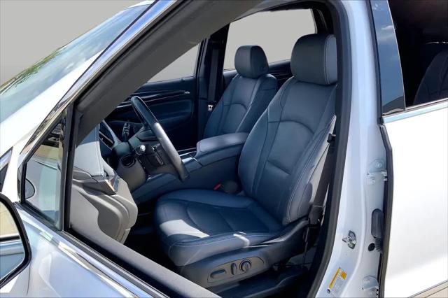 2023 Buick Enclave Essence FWD