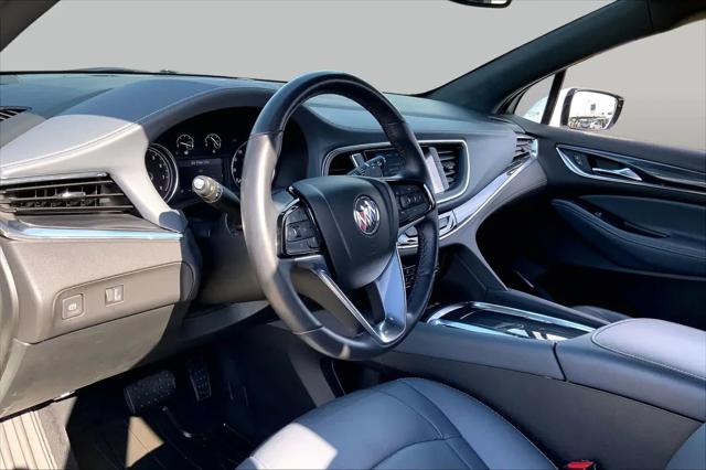 2023 Buick Enclave Essence FWD