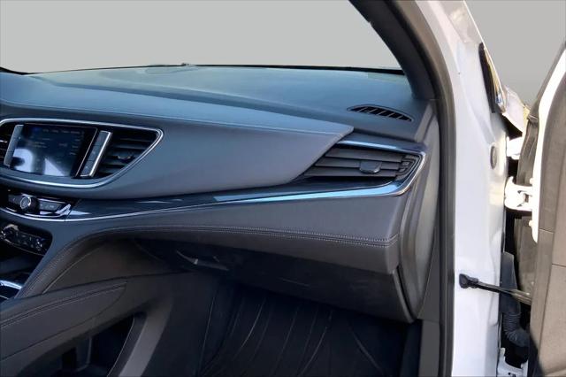 2023 Buick Enclave Essence FWD