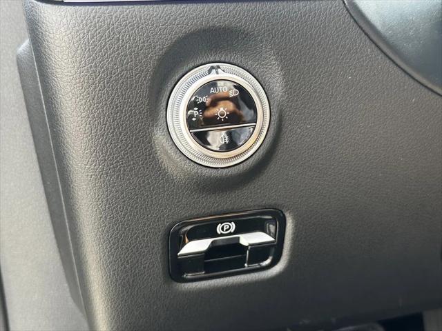 2026 Mercedes-Benz E-CLASS E 300 CLE 300