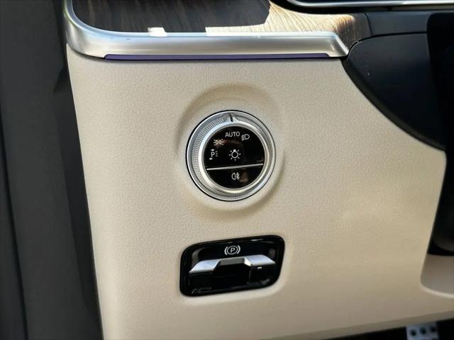 2026 Mercedes-Benz E-CLASS E 300 CLE 300