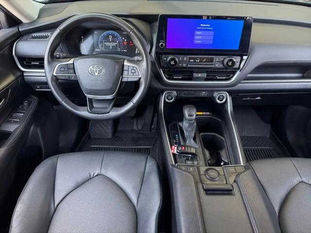 2025 Toyota Grand Highlander XLE