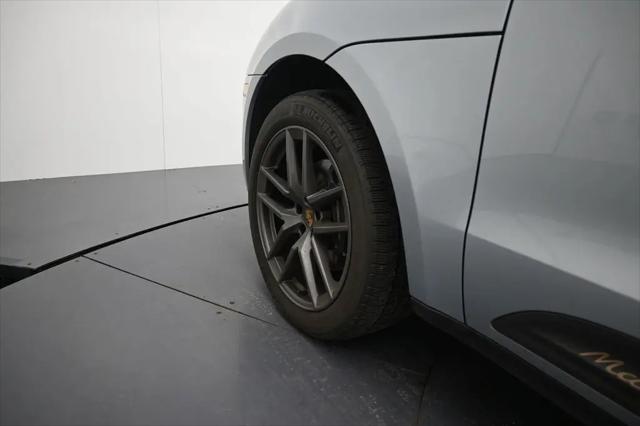 2024 Porsche Macan T