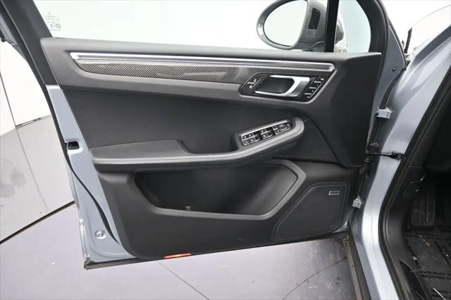 2024 Porsche Macan T