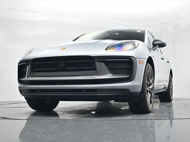 2024 Porsche Macan T