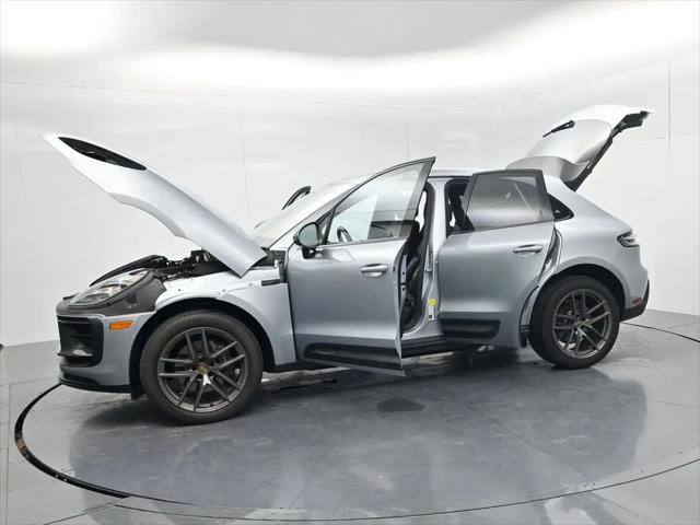 2024 Porsche Macan T
