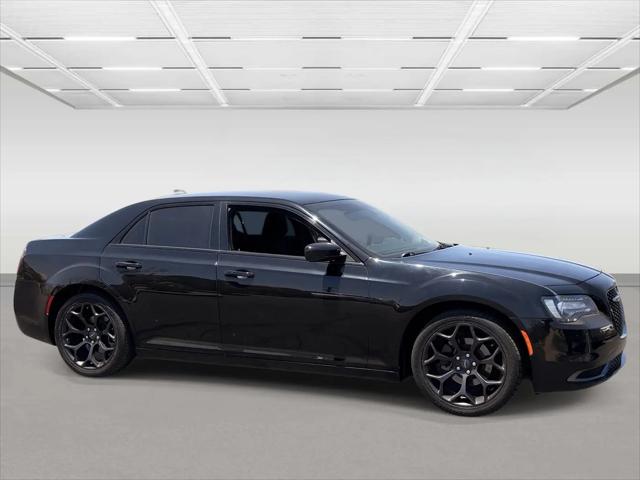 2019 Chrysler 300 Touring