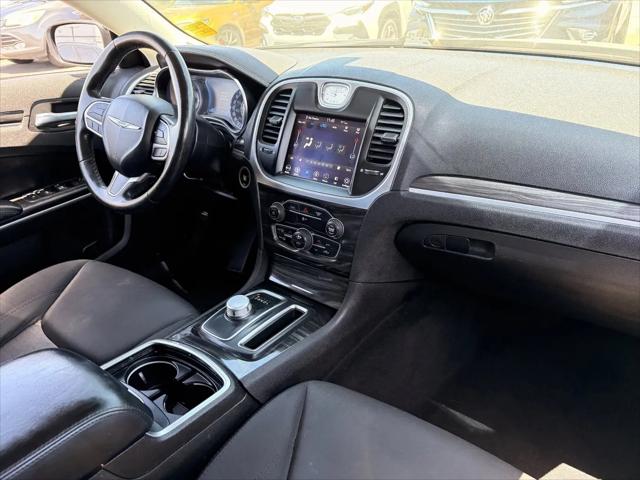 2019 Chrysler 300 Touring