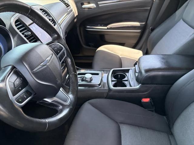 2019 Chrysler 300 Touring