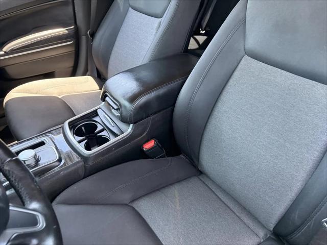 2019 Chrysler 300 Touring