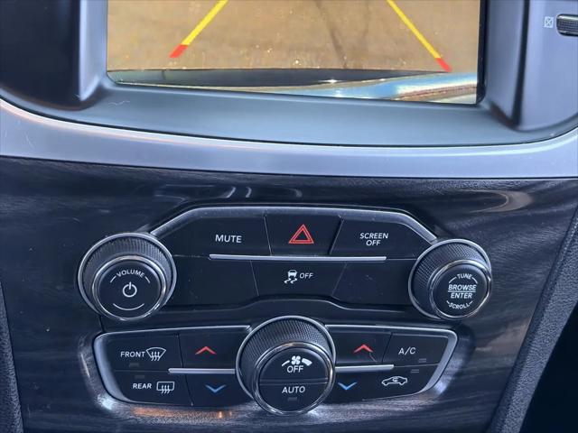 2019 Chrysler 300 Touring