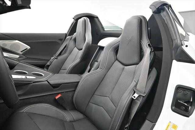 2026 Chevrolet Corvette Stingray Convertible, 2LT, RWD